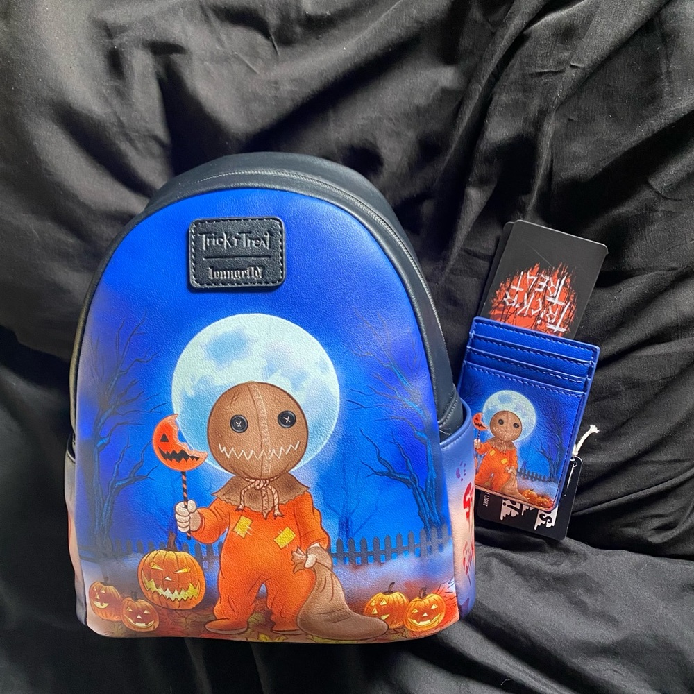 Loungefly Trick ‘r Treat back back and card holder